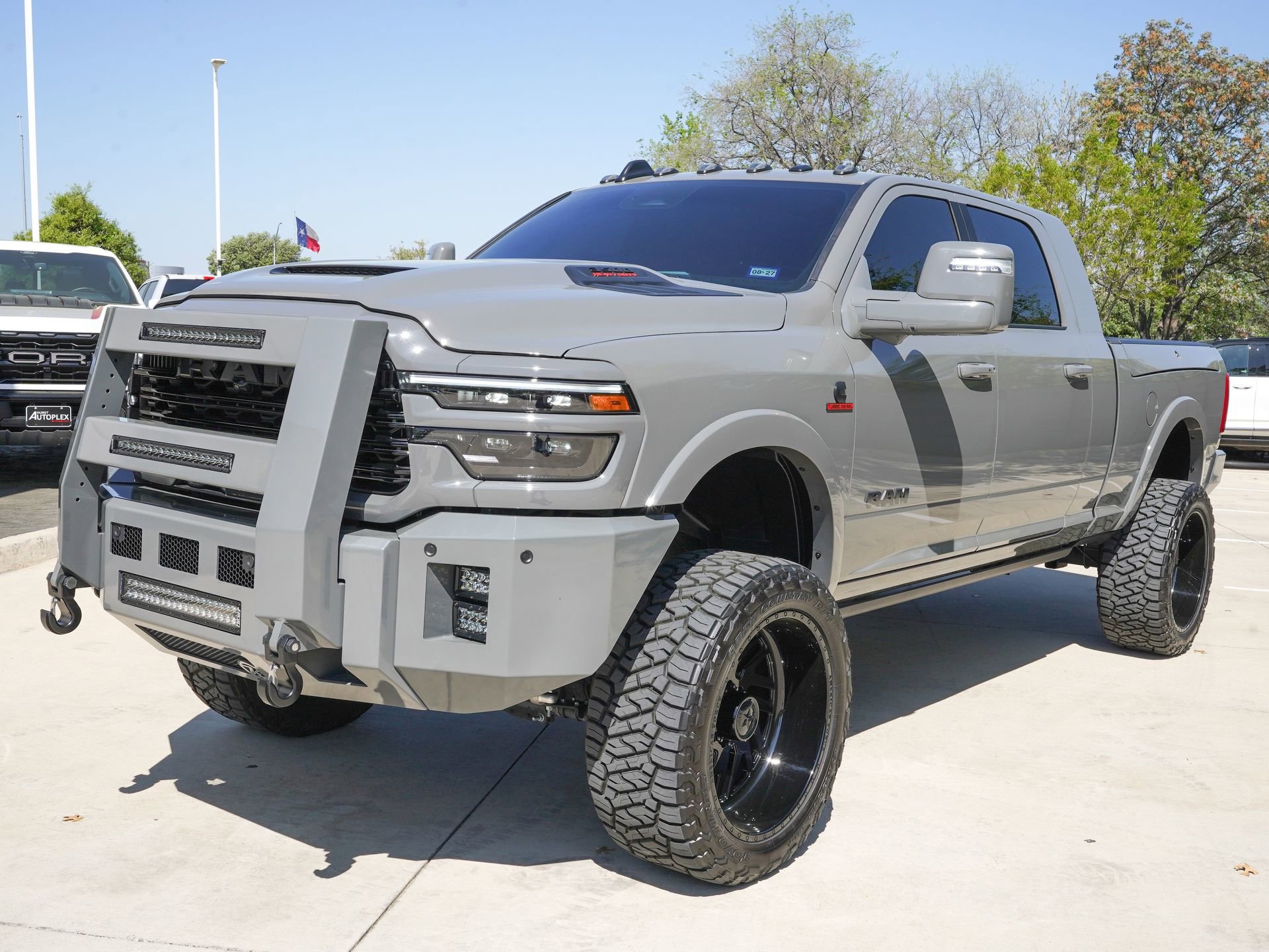 Used 2026 RAM 3500 Limited AWD/4WD image 7