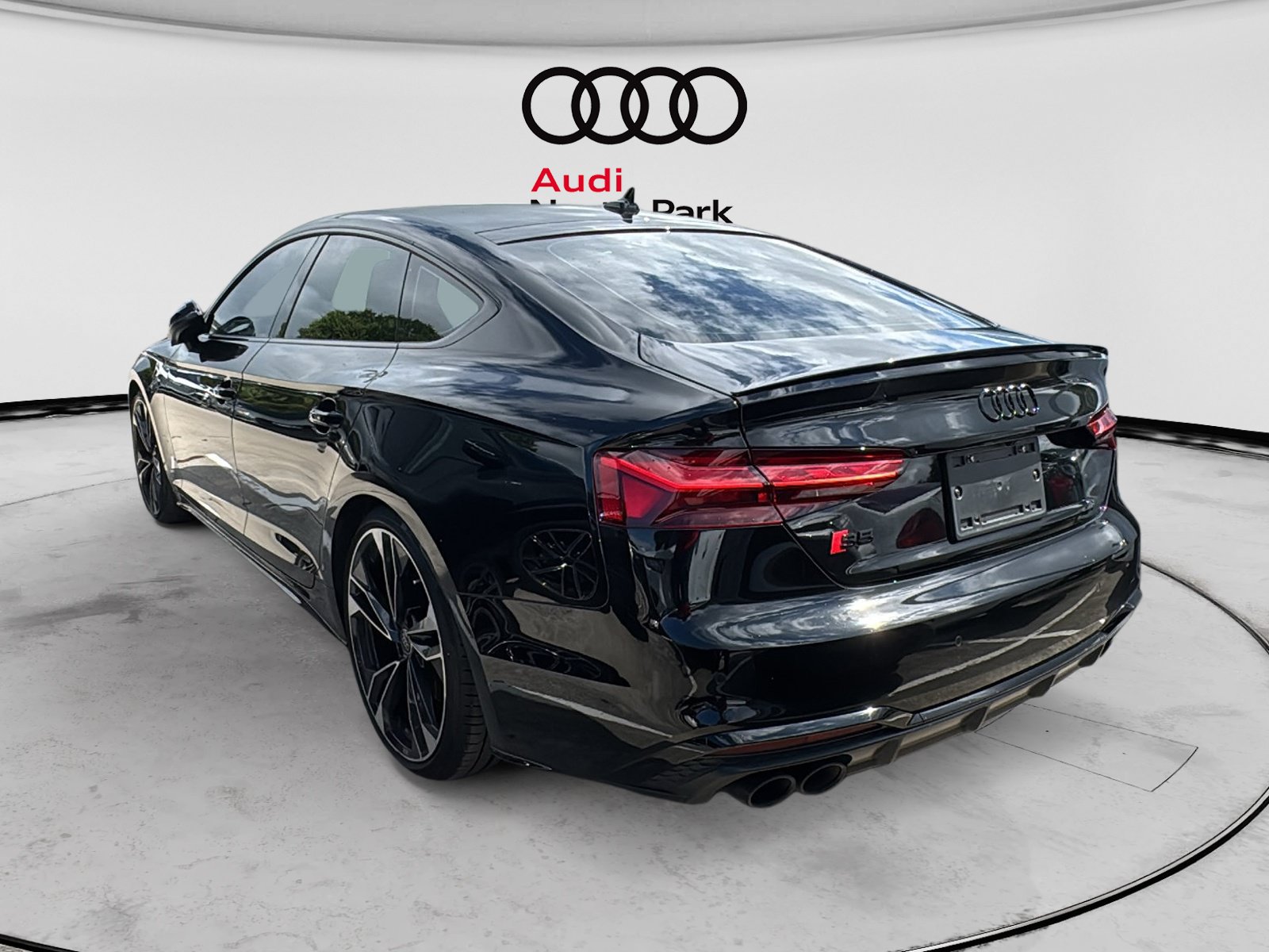 Used 2024 Audi S5 Premium Plus w/ Premium Plus Package AWD/4WD image 4