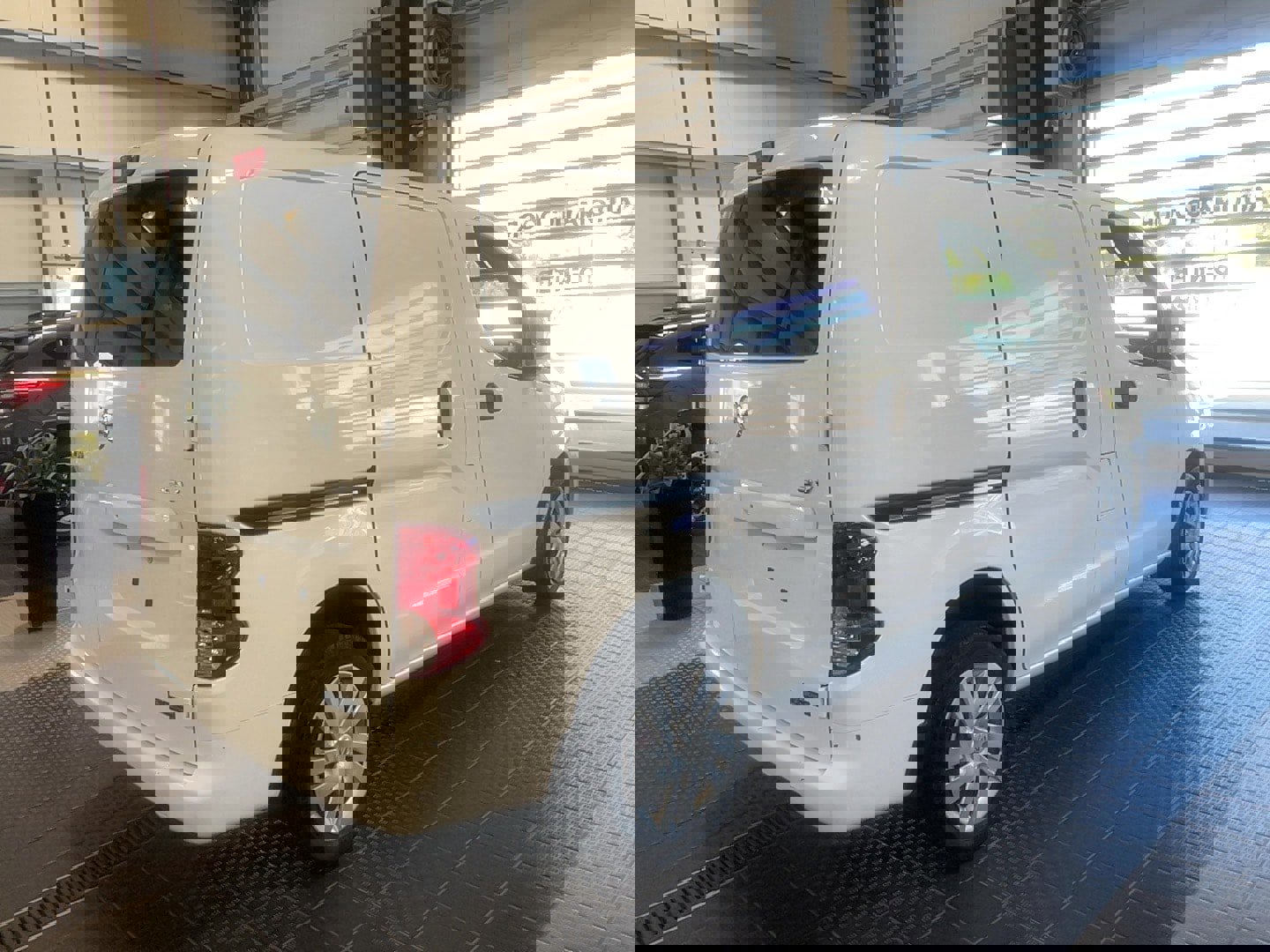 Used 2020 Nissan NV200 SV w/ Back Door Glass Package image 24