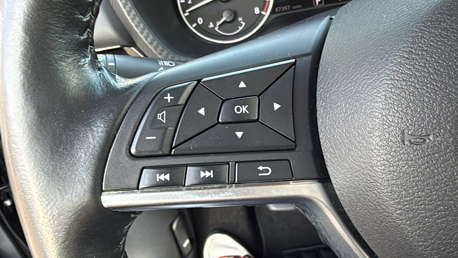 Certified 2022 Nissan Sentra SV w/ All-Weather Package FWD image 10