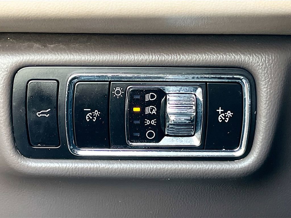 Used 2023 Lincoln Aviator AWD w/ Elements Package image 10