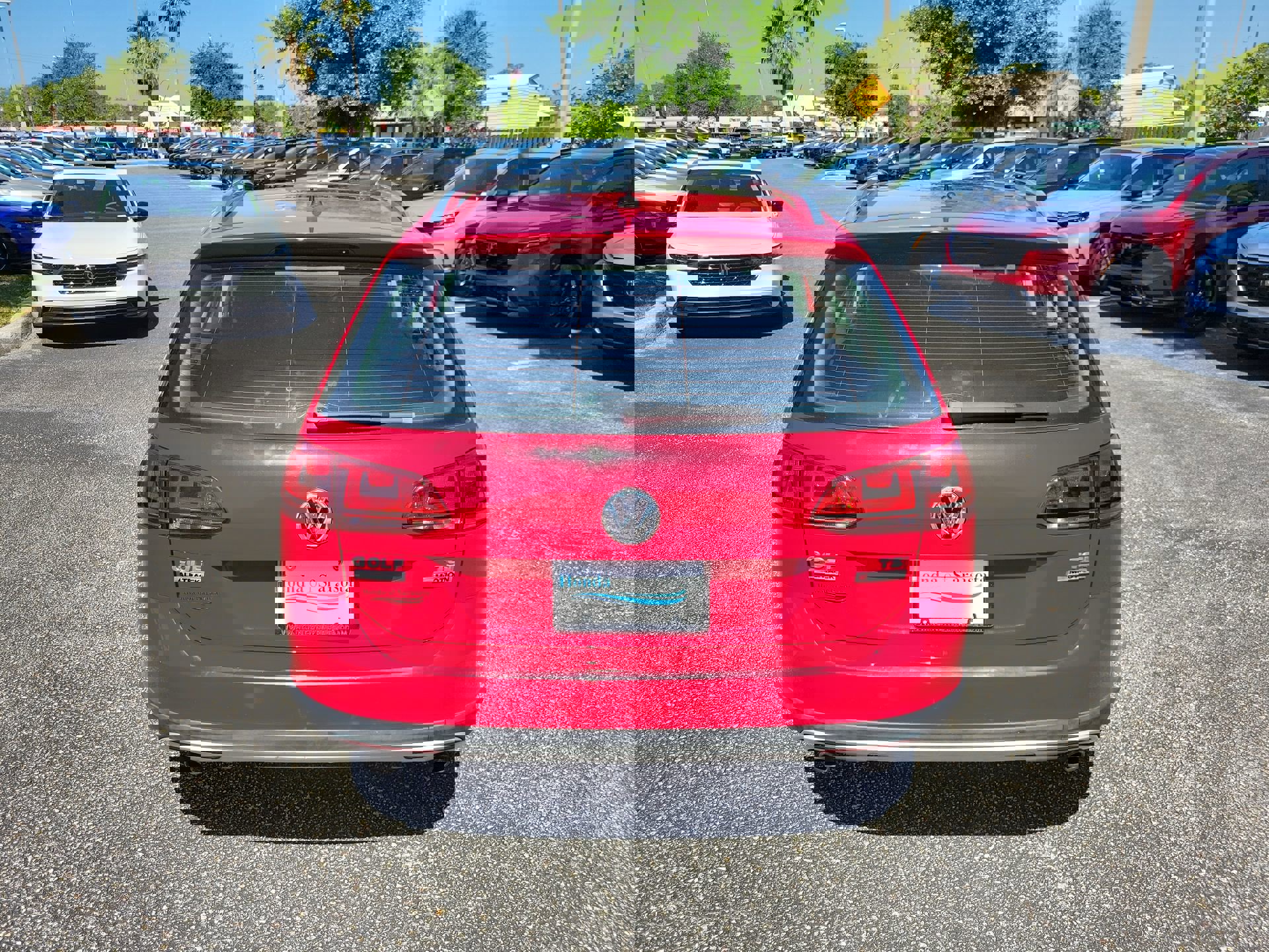 Used 2017 Volkswagen Golf Alltrack SE AWD/4WD image 7