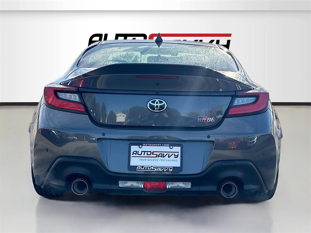 Used 2025 Toyota GR86 Premium image 6