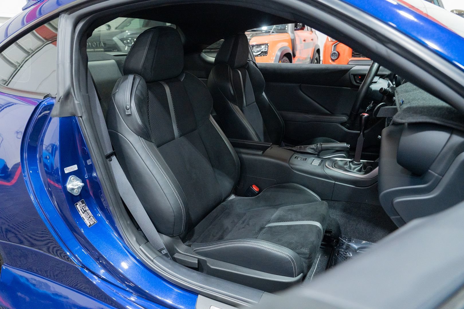 Used 2022 Toyota GR86 Premium w/ ALL Weather Mat Package (TMS) RWD image 30