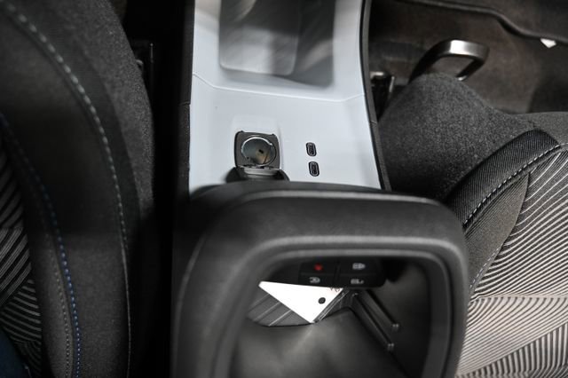 New 2027 Chevrolet Bolt LT FWD image 17