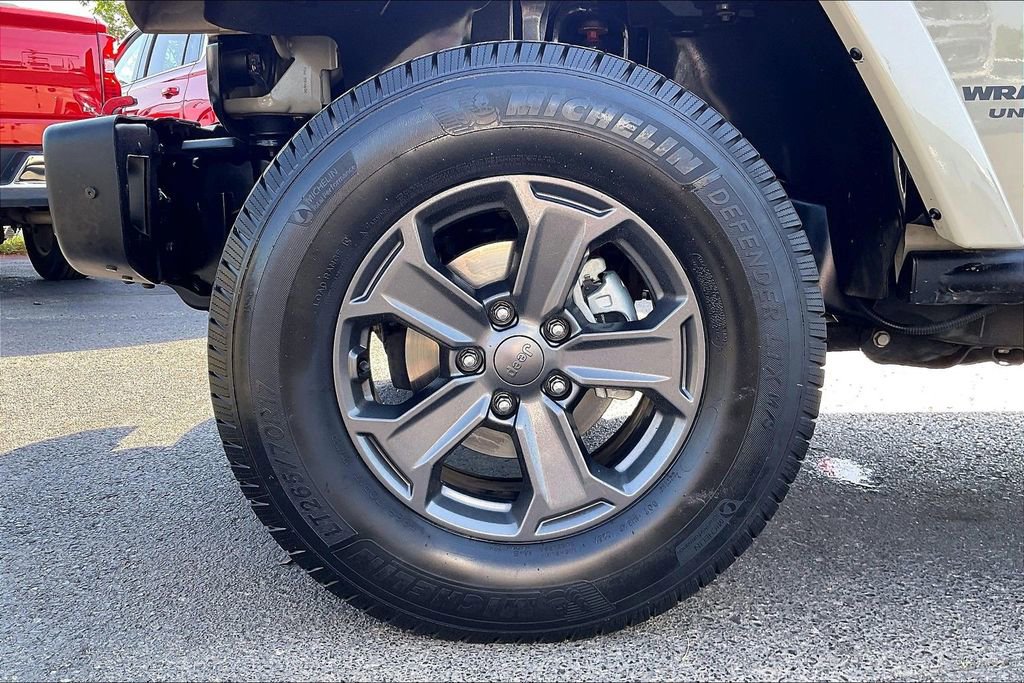 Used 2017 Jeep Wrangler Unlimited Rubicon AWD/4WD image 33