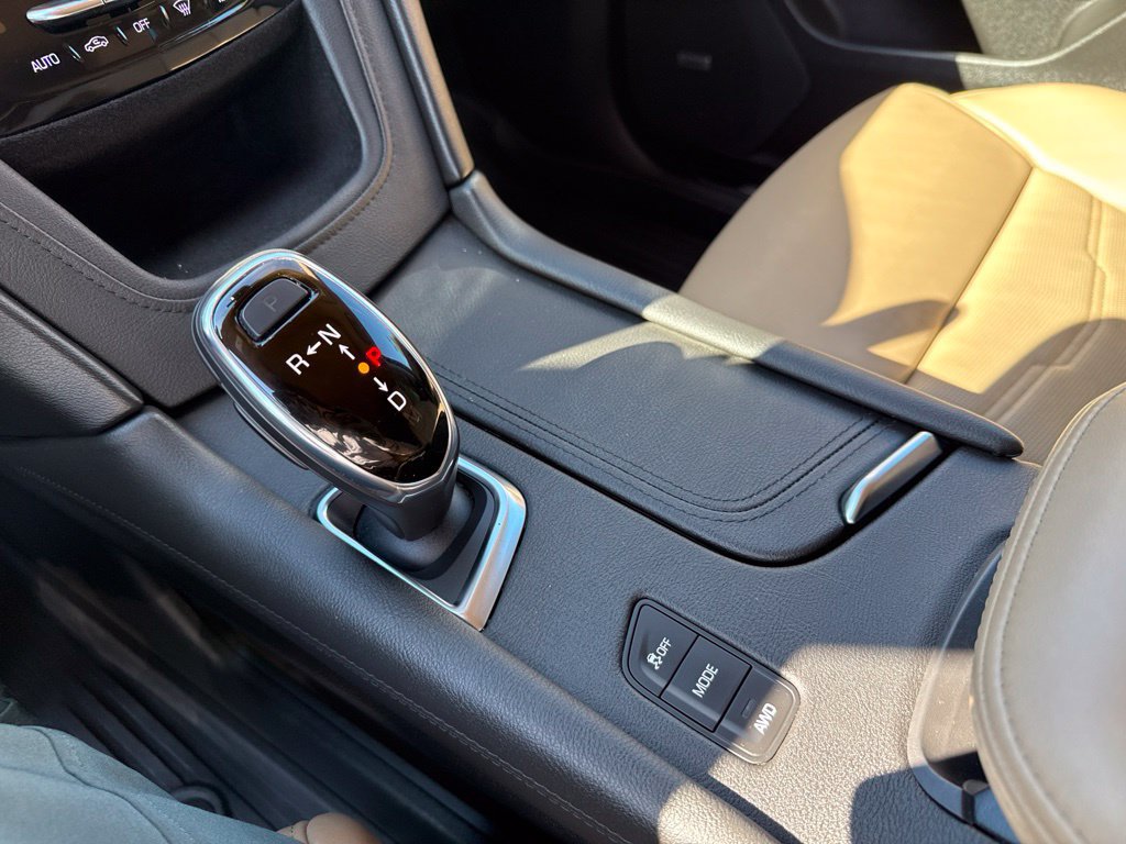 Used 2019 Cadillac XT5 Platinum w/ Trailering Package AWD/4WD image 27