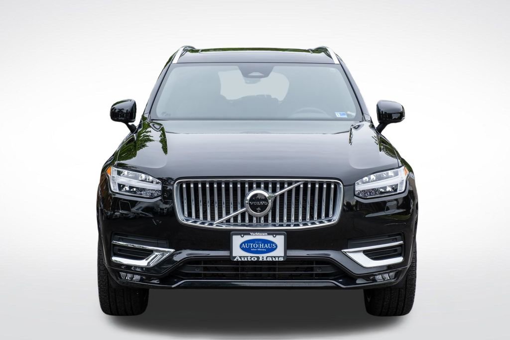 Used 2024 Volvo XC90 B6 Plus AWD/4WD image 11