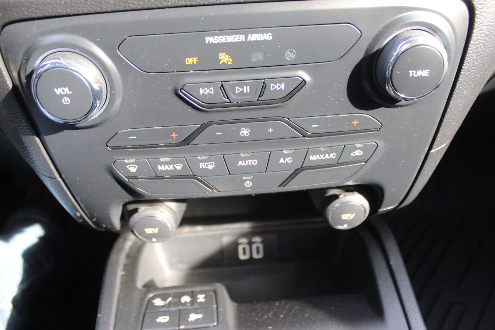 Used 2020 Ford Ranger XLT w/ Equipment Group 301A Mid image 34