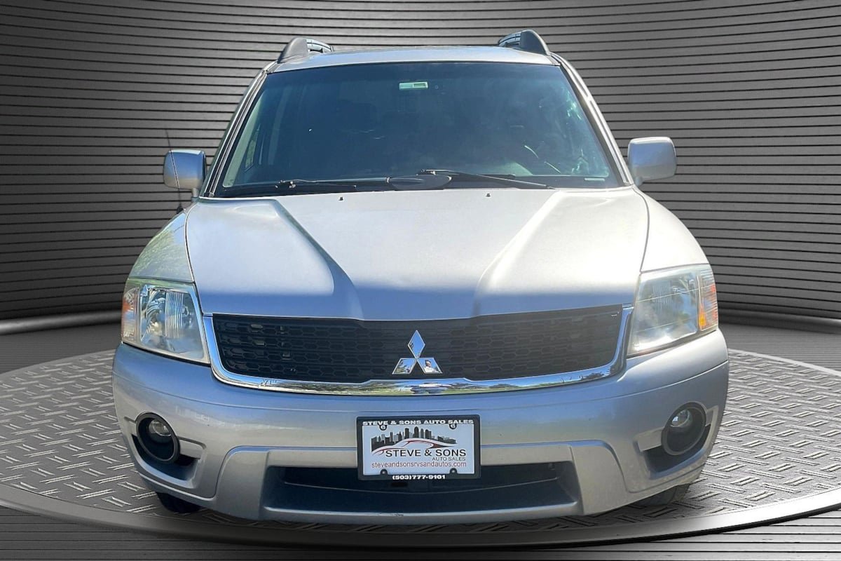 Used 2011 Mitsubishi Endeavor LS AWD/4WD image 3