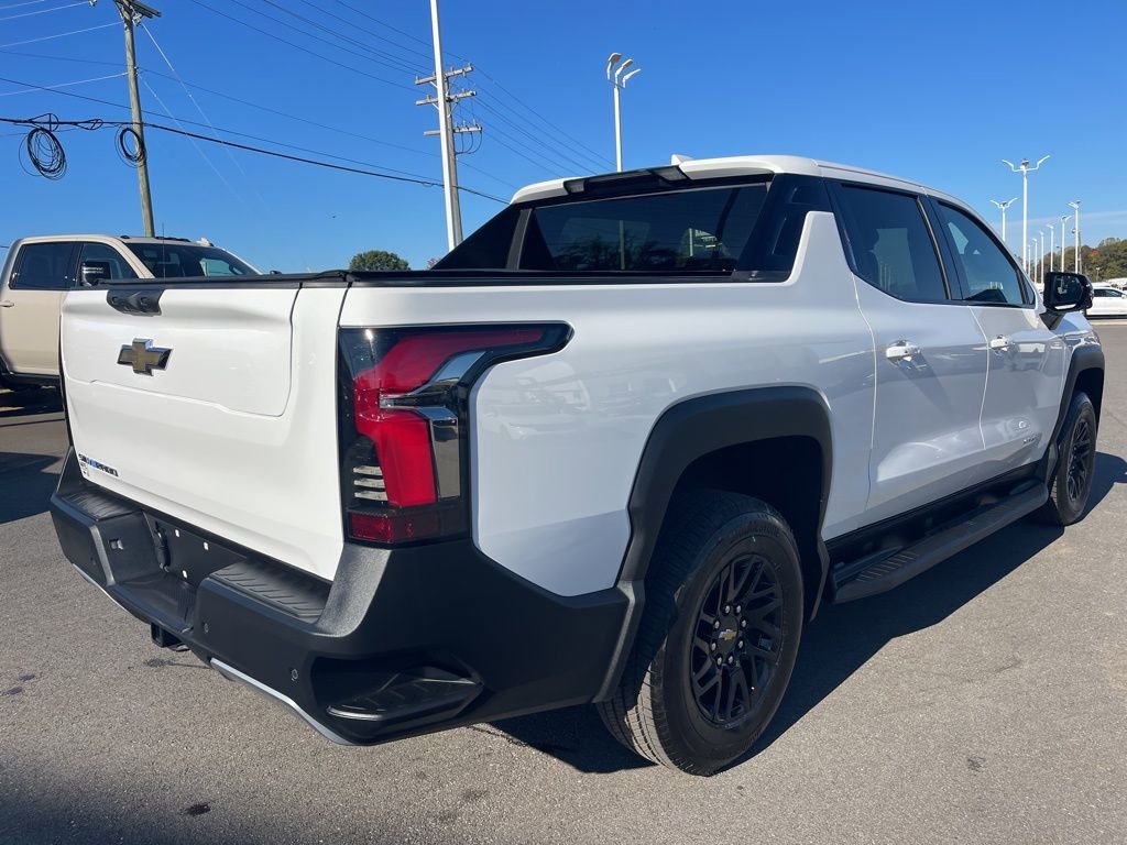 Used 2025 Chevrolet Silverado EV LT AWD/4WD image 5