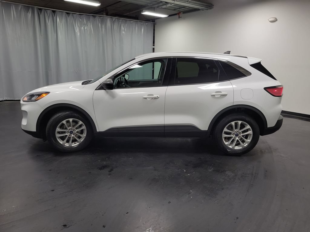 Used 2022 Ford Escape SE FWD image 5