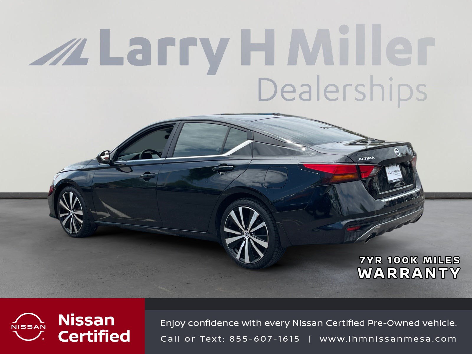Certified 2022 Nissan Altima 2.5 SR FWD image 3