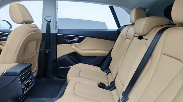 Used 2023 Audi Q8 Premium Plus w/ Premium Plus Package AWD/4WD image 28