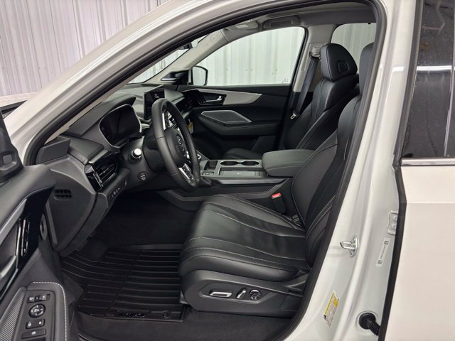 Certified 2026 Acura MDX w/ Technology Package FWD image 2