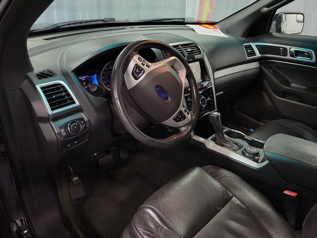 Used 2015 Ford Explorer Sport AWD/4WD image 14