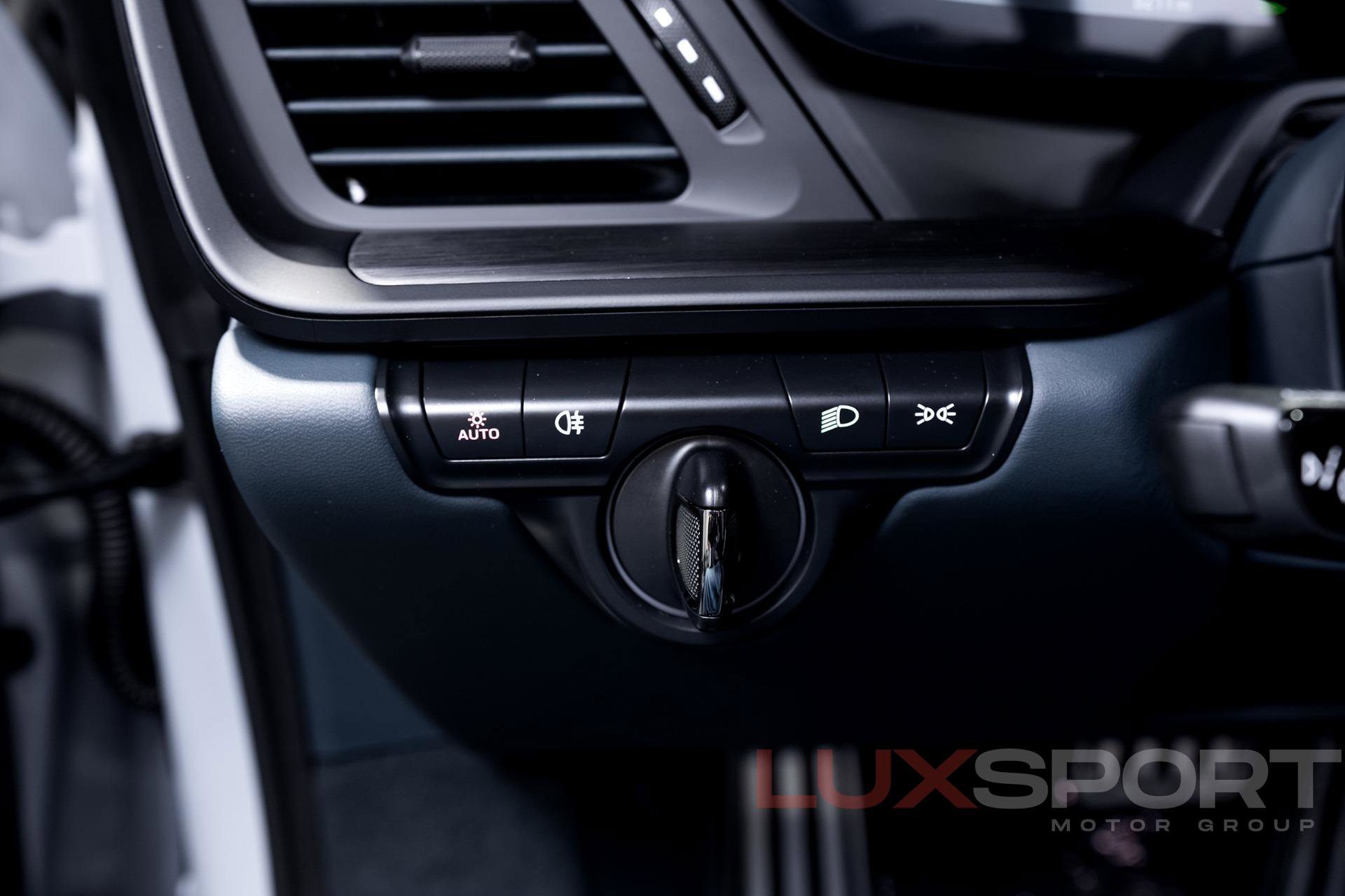 Used 2024 Porsche 911 Targa 4 GTS image 31