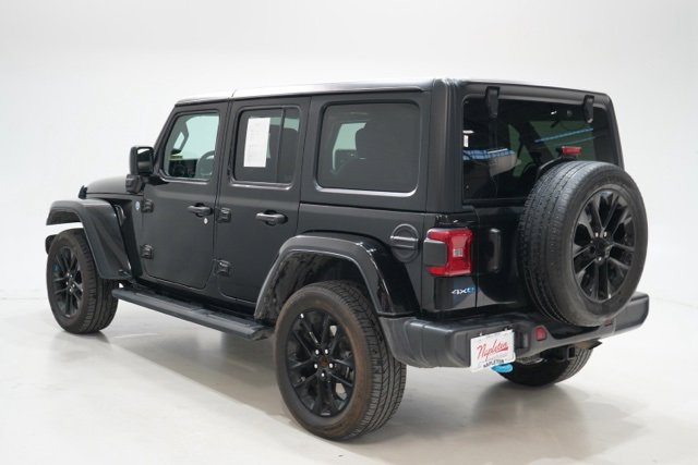 Used 2023 Jeep Wrangler Unlimited Sahara image 5