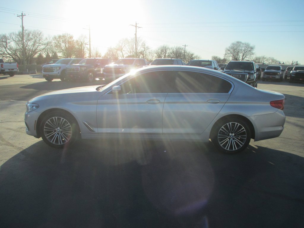 Used 2020 BMW 530i w/ Convenience Package image 8