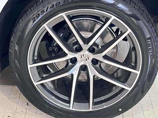 New 2026 Porsche Macan image 13