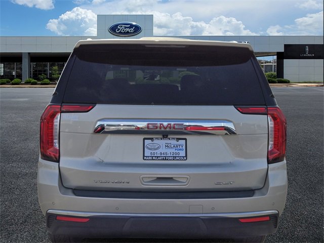 Used 2022 GMC Yukon SLT w/ SLT Luxury Package image 4