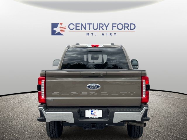 New 2026 Ford F250 XLT w/ XLT Premium Package AWD/4WD image 3