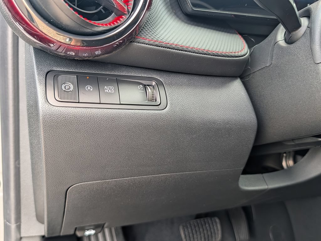 New 2027 Chevrolet Equinox RS w/ Convenience Package III FWD image 20