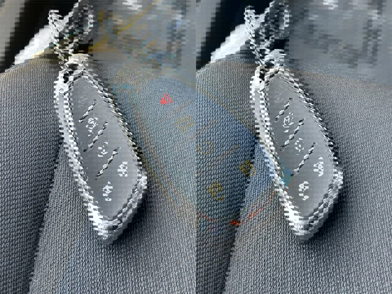 Used 2024 Chevrolet Malibu LT image 34