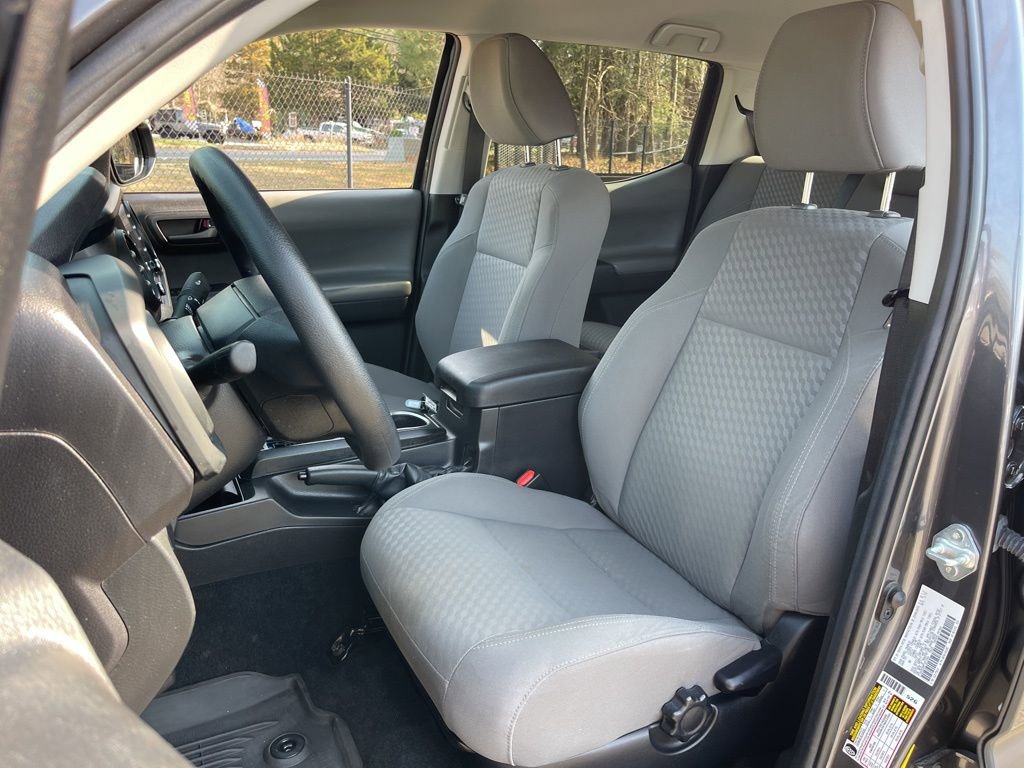 Used 2023 Toyota Tacoma SR w/ SR Convenience Package image 18