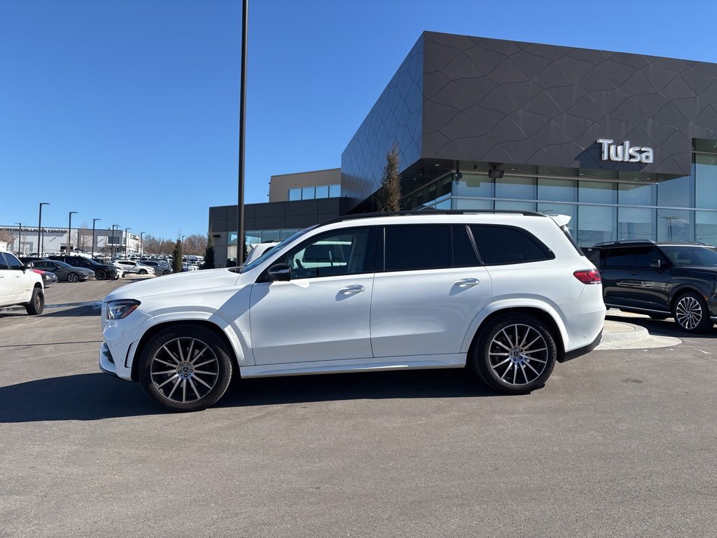 Used 2022 Mercedes-Benz GLS 450 4MATIC image 4