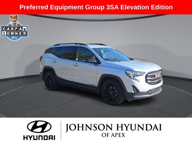 Used 2020 GMC Terrain SLE w/ Elevation Edition image 2