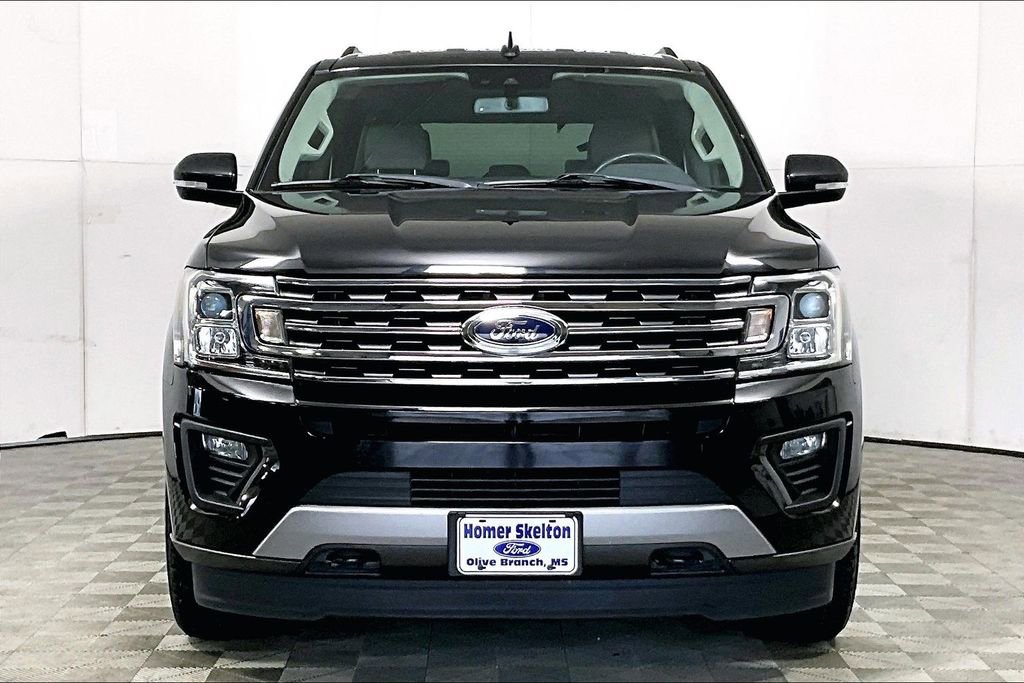 Used 2019 Ford Expedition XLT w/ Equipment Group 202A image 3