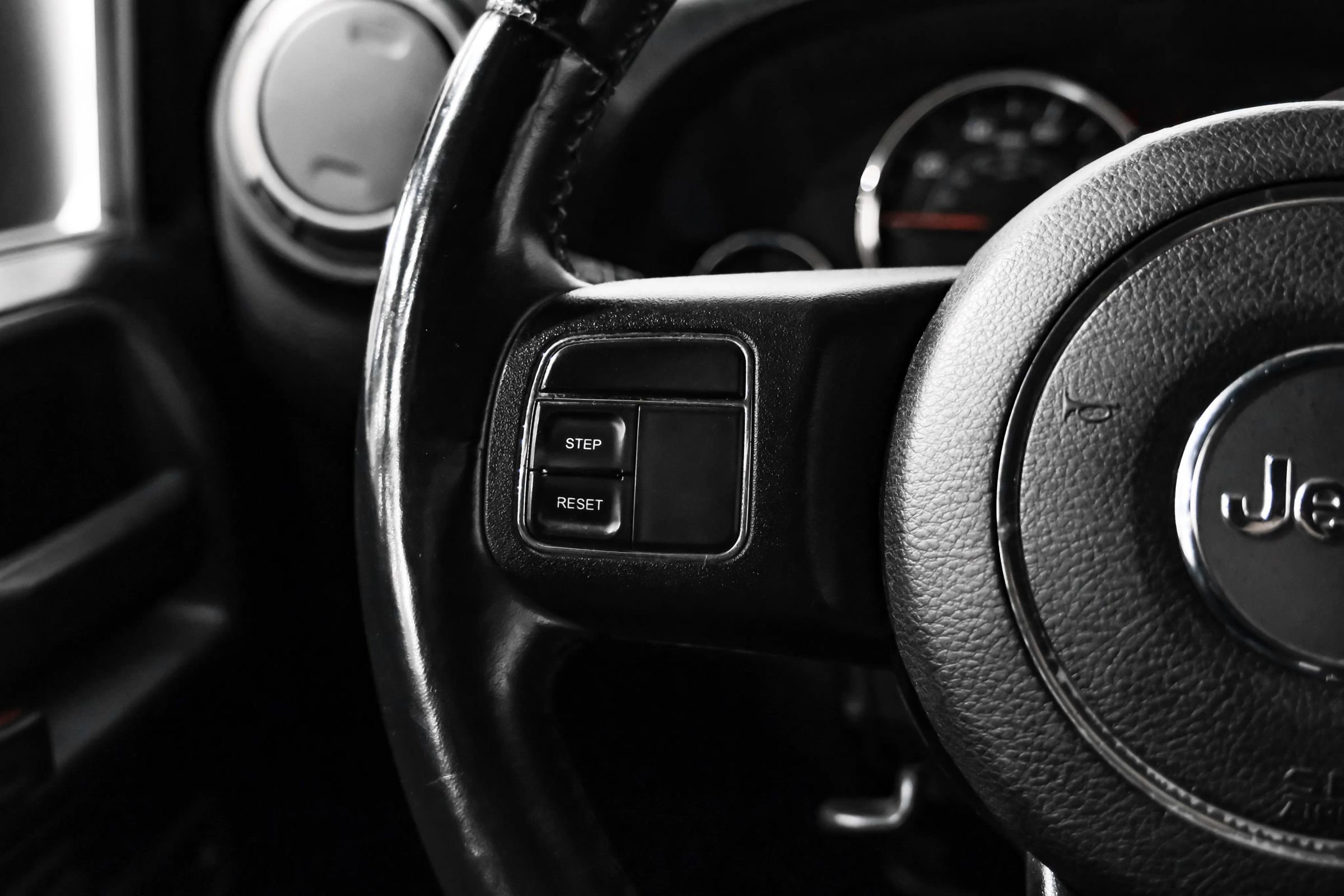 Used 2013 Jeep Wrangler Unlimited Sport AWD/4WD image 18