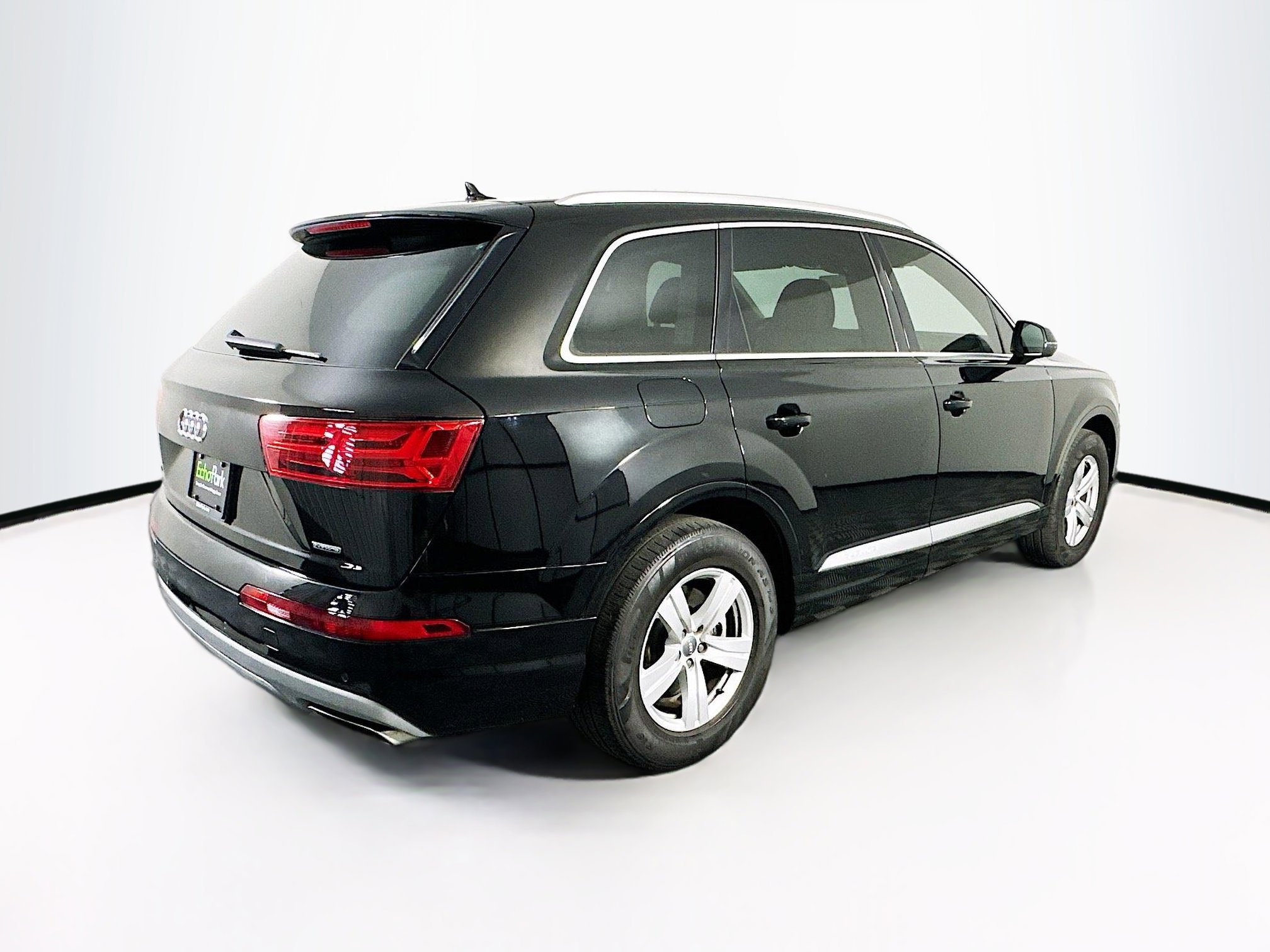 Used 2017 Audi Q7 2.0T Premium AWD/4WD image 9