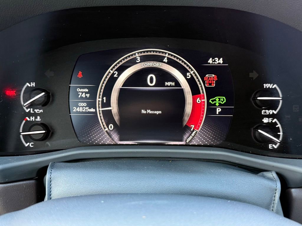 Used 2024 Lexus LX 600 4WD w/ Luxury Package image 33