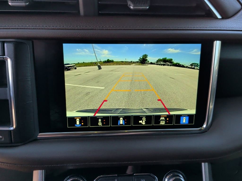 Used 2022 GMC Yukon XL Denali AWD/4WD image 27