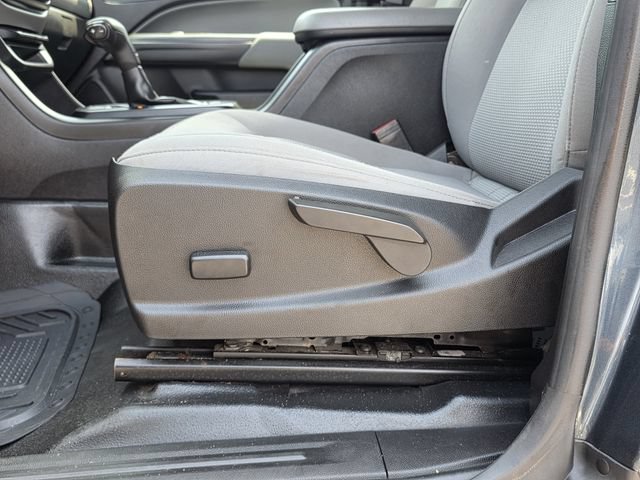 Used 2019 Chevrolet Colorado W/T RWD image 13