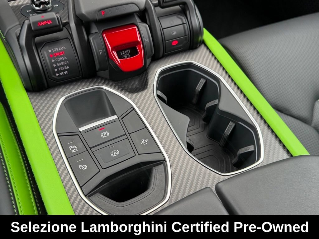 Used 2025 Lamborghini Urus SE AWD/4WD image 38