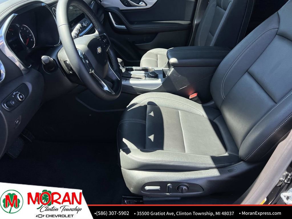 Certified 2023 Chevrolet Blazer LT w/ Sound & Technology Package FWD image 19