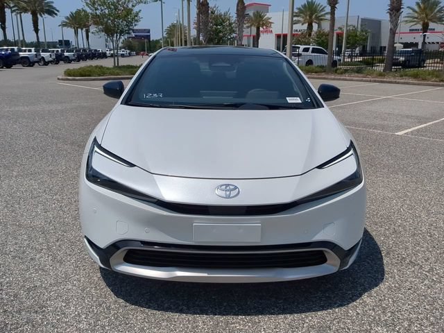 New 2027 Toyota Prius Plug-In Hybrid w/ Limited Premium Package FWD image 9