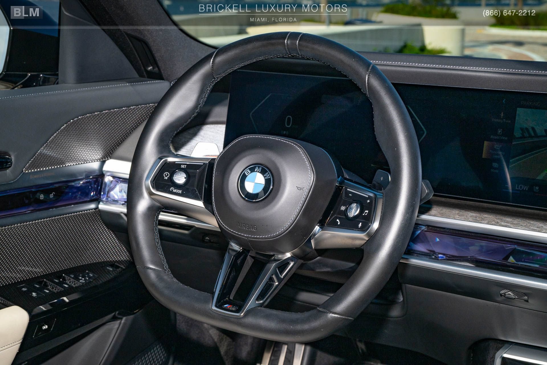 Used 2024 BMW 760i xDrive AWD/4WD image 25