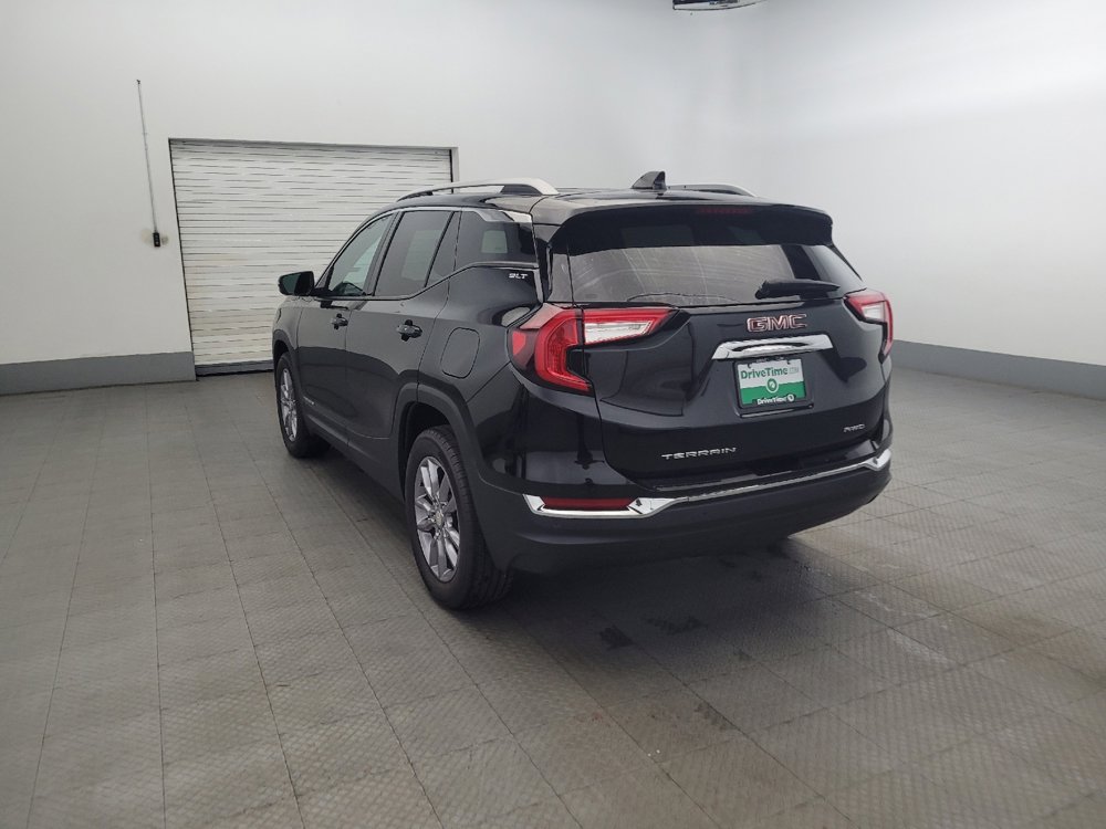 Used 2022 GMC Terrain SLT w/ Tech Package image 5