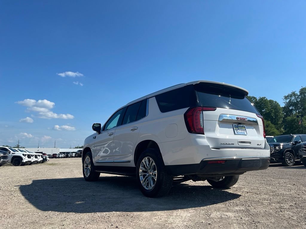 Used 2023 GMC Yukon SLT AWD/4WD image 10