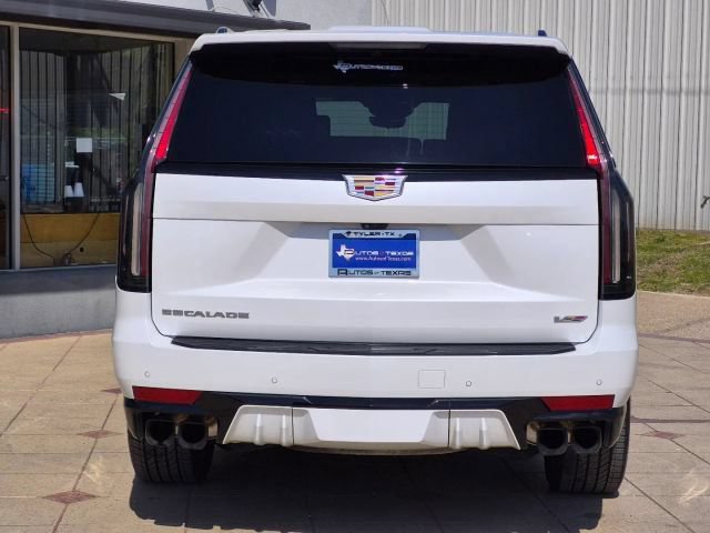 Used 2023 Cadillac Escalade ESV V AWD/4WD image 5
