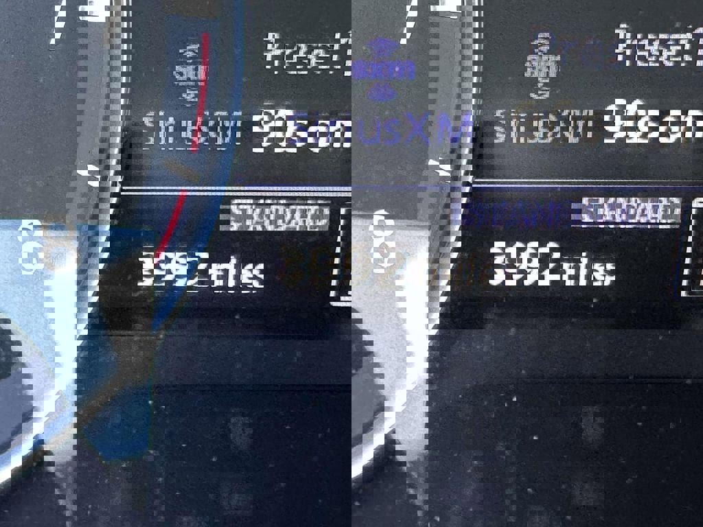 Used 2025 INFINITI QX55 Luxe w/ Cargo Package image 35