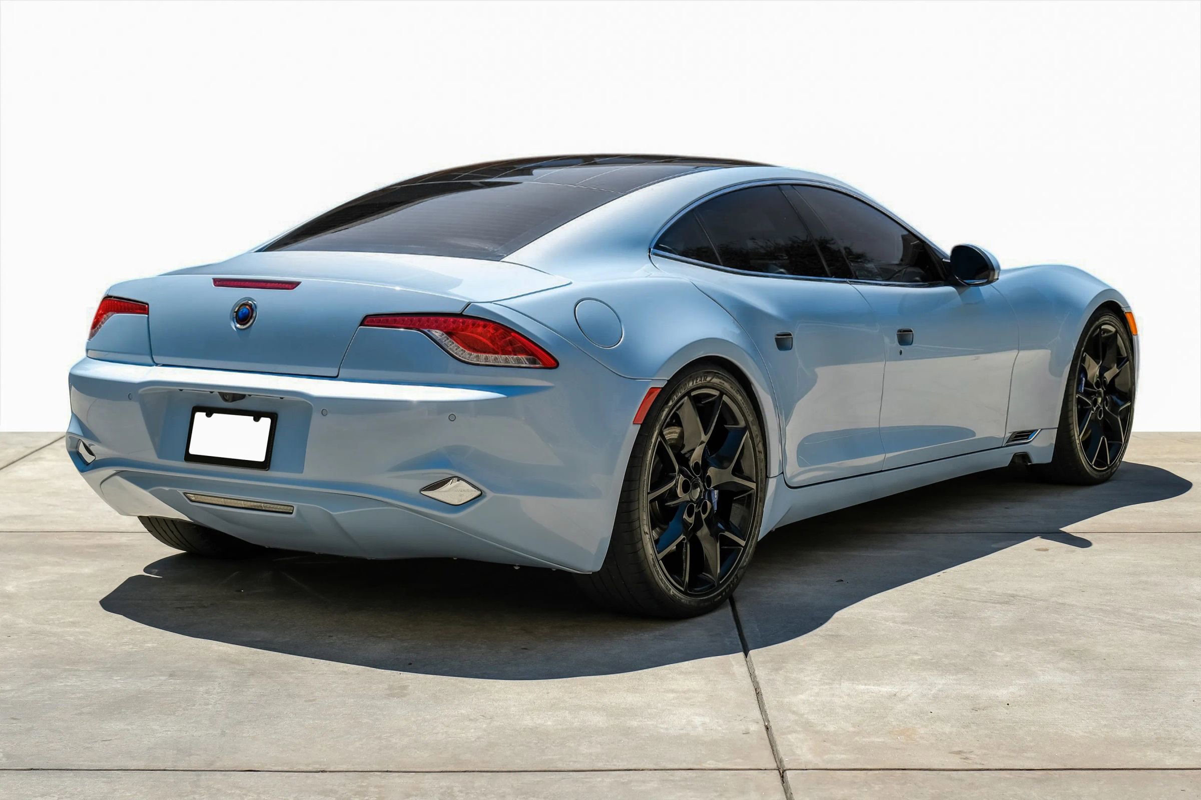 Used 2018 Karma Revero Luxury RWD image 6