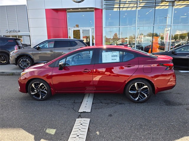 New 2025 Nissan Versa SR w/ Trunk Package image 9