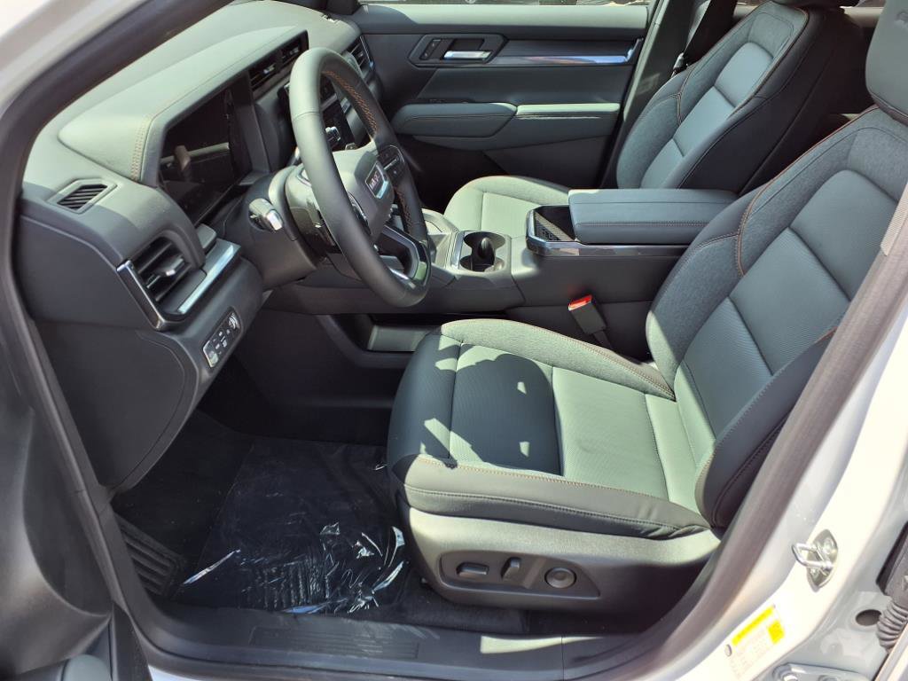New 2026 GMC Terrain AT4 w/ Convenience Package III image 4