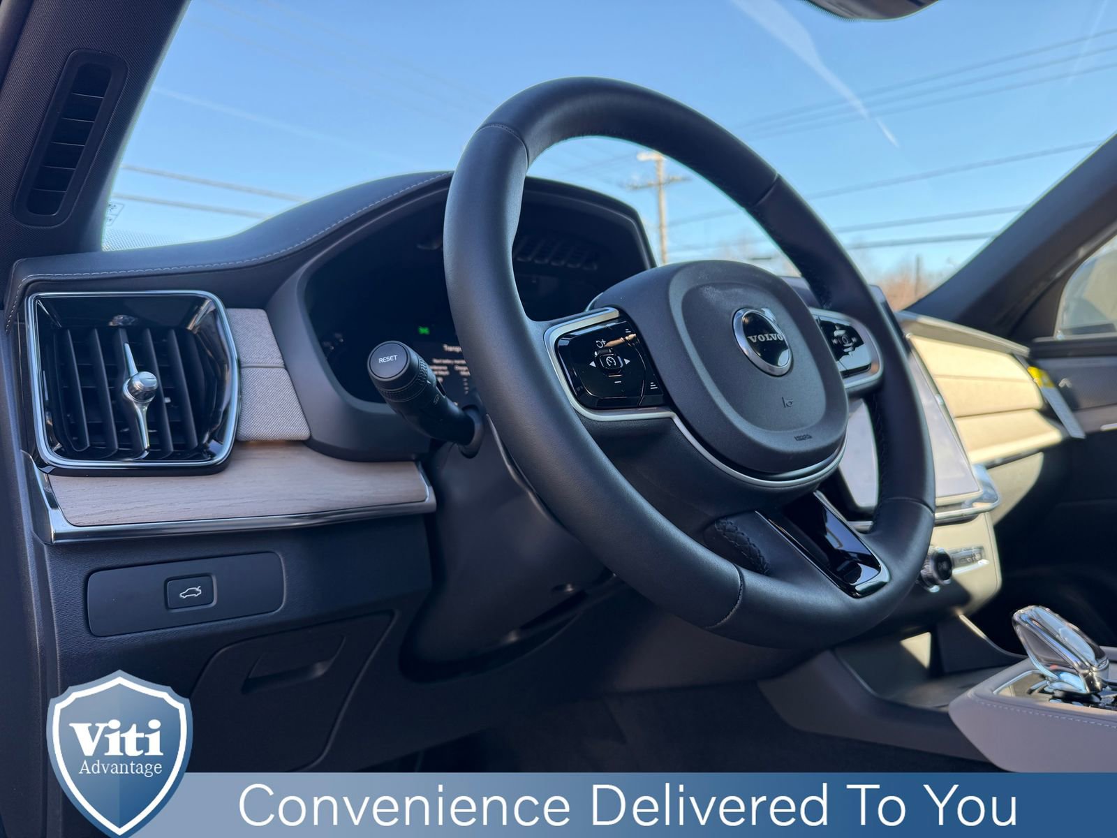 New 2026 Volvo XC90 B6 Plus w/ Protection Package Premier image 12