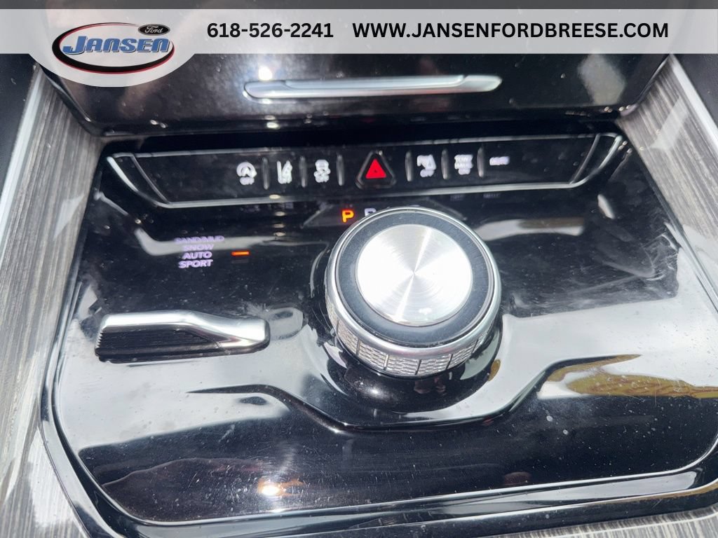 Used 2022 Jeep Wagoneer Series II AWD/4WD image 23